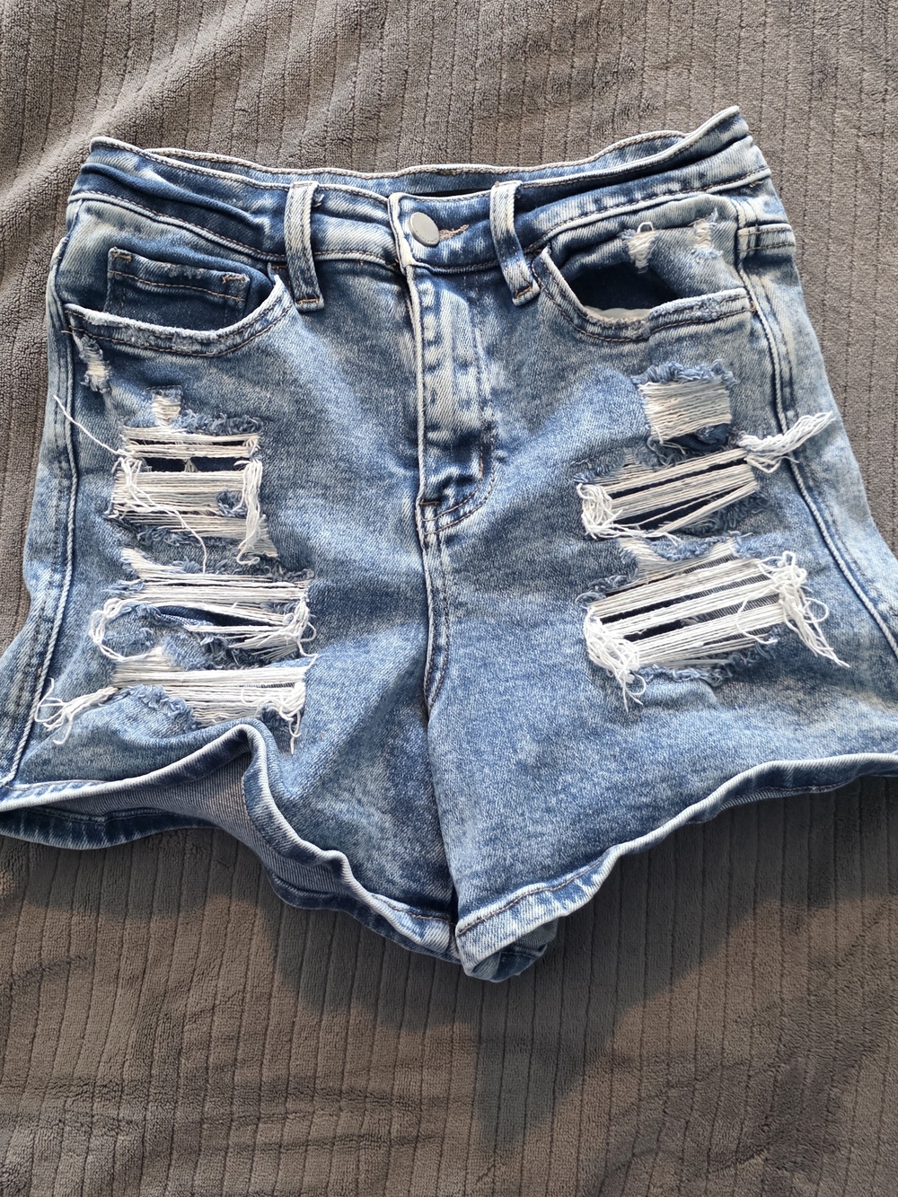 Flying Monkey Ultra High Rise Distressed Acid Wash Denim Shorts Size 25 Y4156